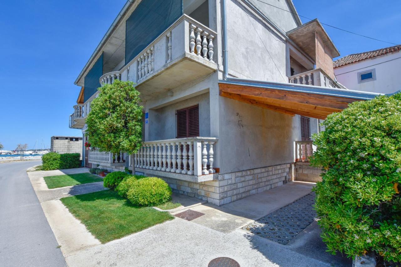 Apartments Marica Sukošan エクステリア 写真