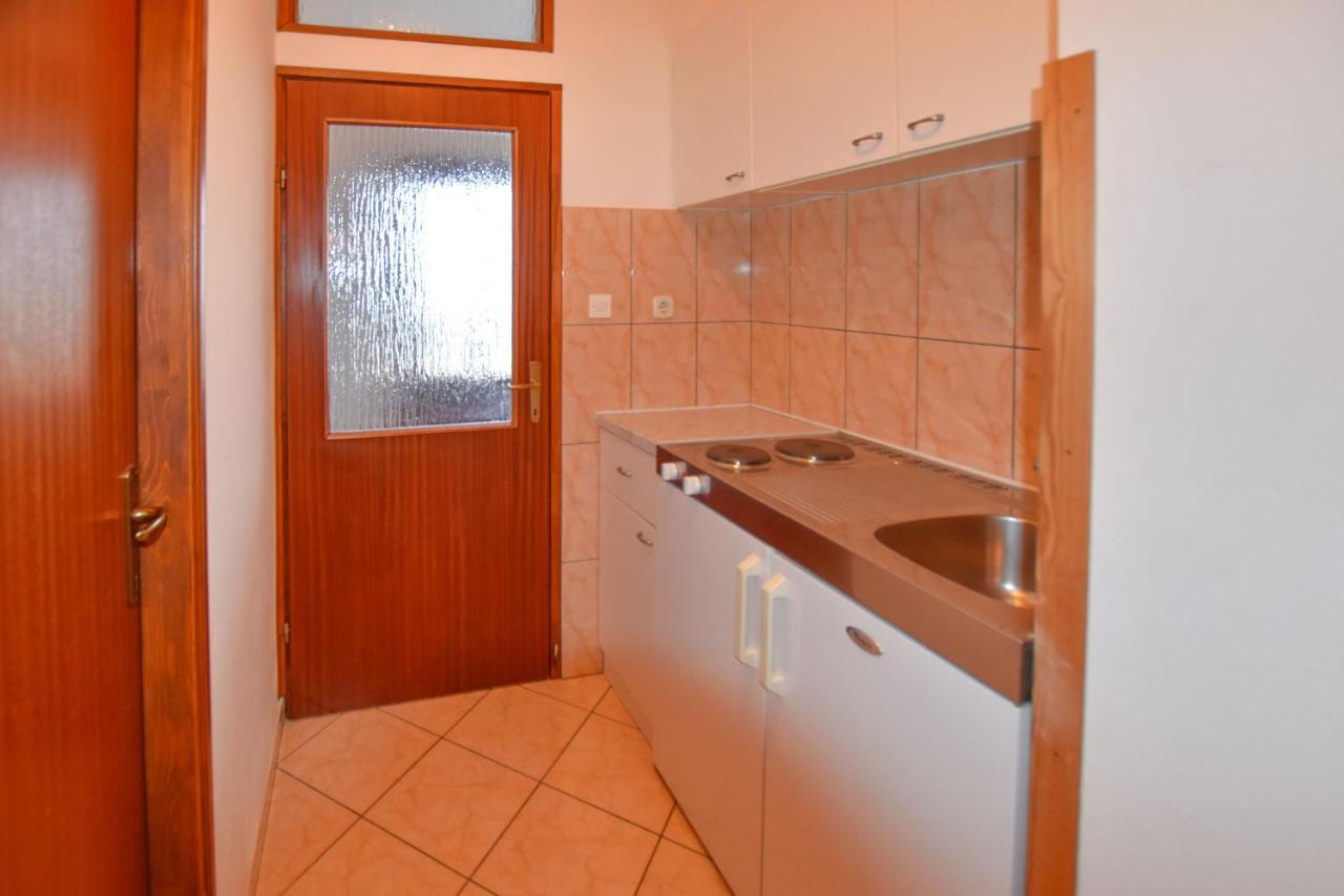 Apartments Marica Sukošan エクステリア 写真